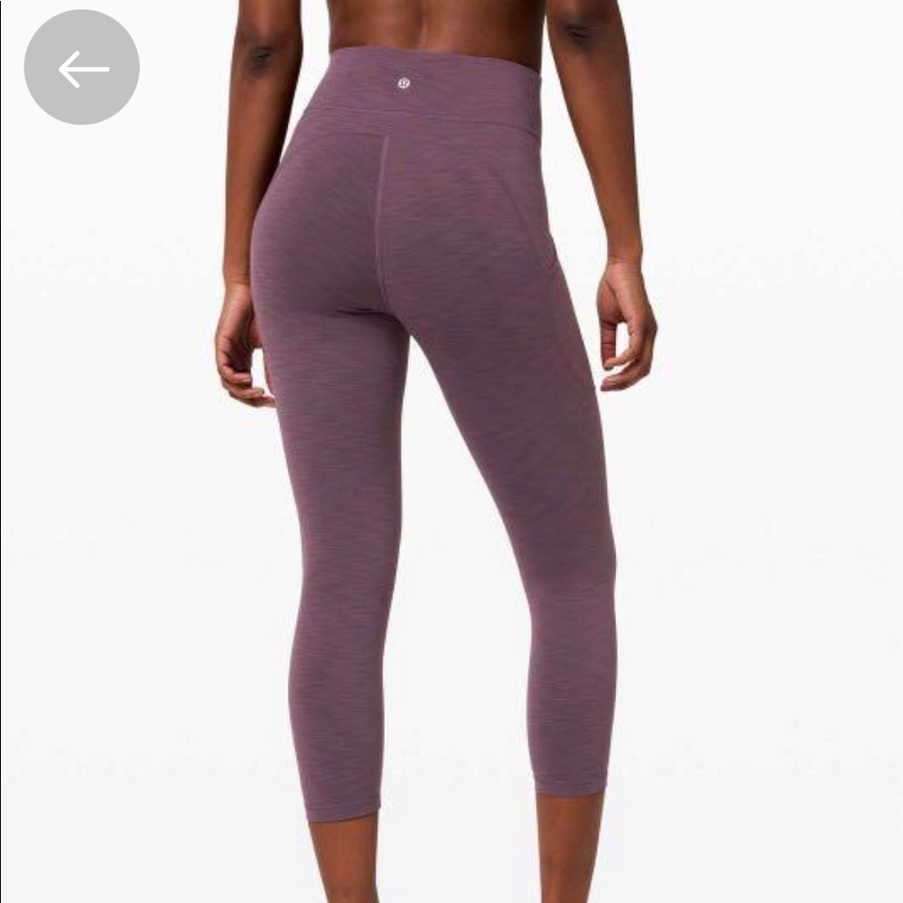 Lululemon Invigorate HR Crop 23” size 2